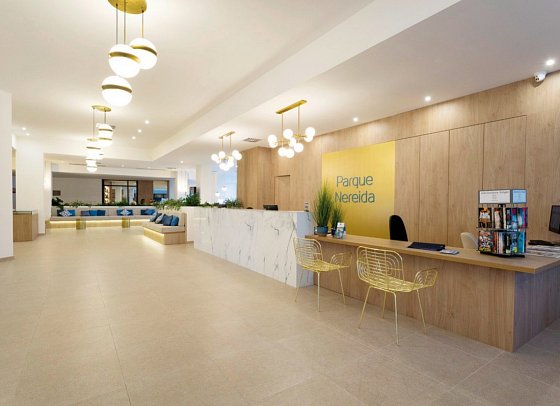 Parque Nereida Suites