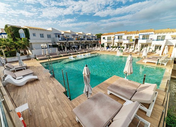 Parque Nereida Suites