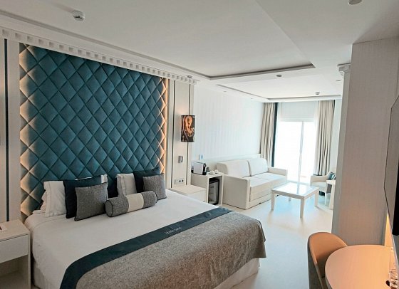 SantoS Nixe Palace - Wohnbeispiel Juniorsuite Meerblick (Zimmercodierung JBM)