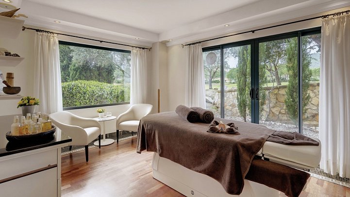The Camp de Mar Hotel & Resort