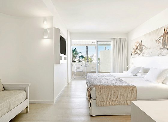 Iberostar Waves Cristina - Wohnbeispiel Dreibettzimmer (Zimmercodierungen TB1 & TB2)
