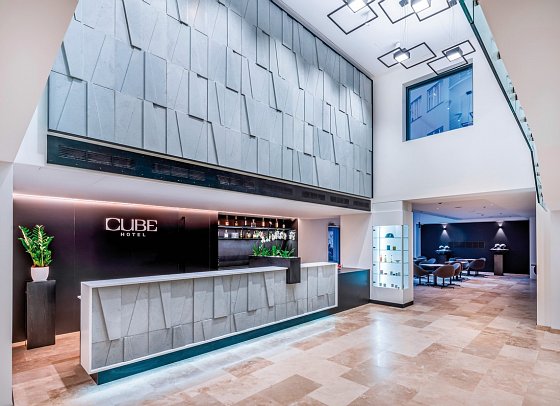 CUBE Hotel
