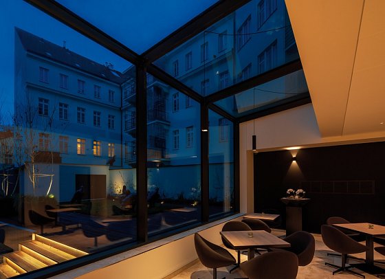 CUBE Hotel
