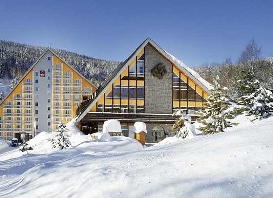 Pinia Hotel & Resort