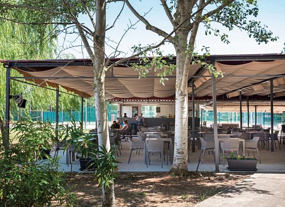 Bi Village Mobile Homes (by Happy Camp)