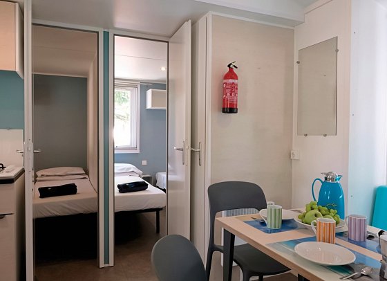 Lanterna Premium Camping Resort (by Happy Camp) - Wohnbeispiel Mobilheim Happy Premium (Zimmercodierungen CM1 & CM2)