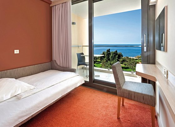 Materada Plava Laguna - Wohnbeispiel Suite Meerblick (Zimmercodierung W1M)