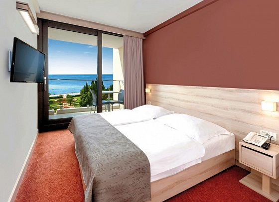Materada Plava Laguna - Wohnbeispiel Suite Meerblick (Zimmercodierung W1M)