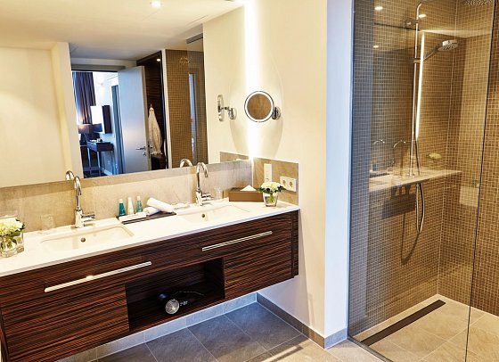 Steigenberger Hotel Köln - Wohnbeispiel Doppelzimmer Business (Zimmercodierung DB1)