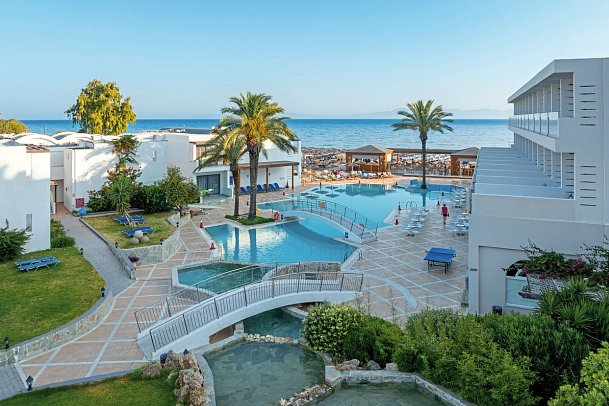 Avra Beach Resort