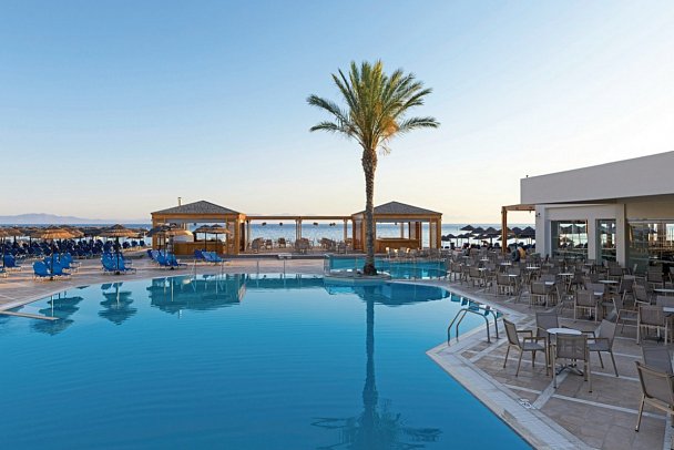 Avra Beach Resort