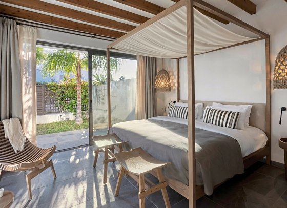 Aulus Lindos Rhodes, Curio Collection by Hilton - Wohnbeispiel Bungalow Garden View Tropical Zen Suite (Zimmercodierung B3G)
