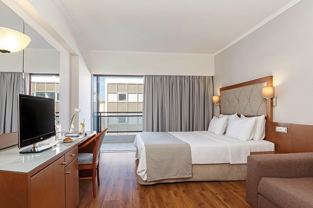 Best Western Plus Plaza Hotel Rhodes - Wohnbeispiel Doppelzimmer Haupthaus (Zimmercodierung DBU)