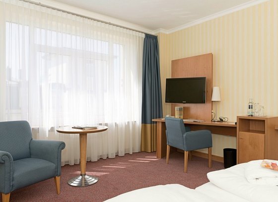 Strand-Hotel Hübner - Wohnbeispiel Doppelzimmer Standard (Zimmercodierungen DG1 & EC1)