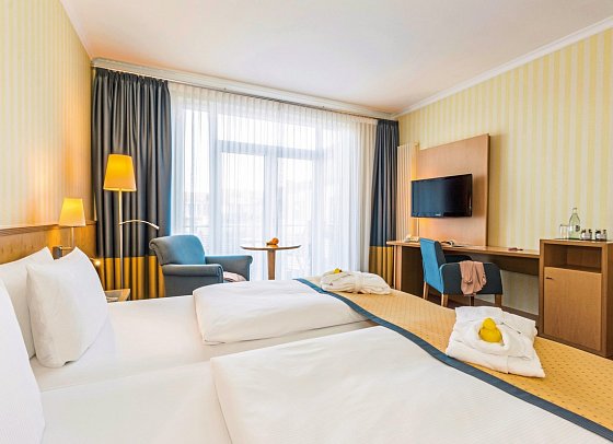 Strand-Hotel Hübner - Wohnbeispiel Doppelzimmer Standard (Zimmercodierungen DG1 & EC1)