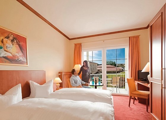 Morada Strandhotel Ostseebad Kühlungsborn - Wohnbeispiel Doppelzimmer Landblick (Zimmercodierung D1L)
