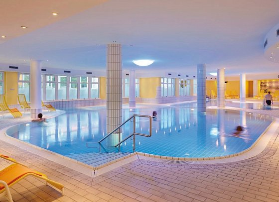 Dorint Seehotel Binz-Therme Binz/Rügen Strand-Appartements - Innenpool