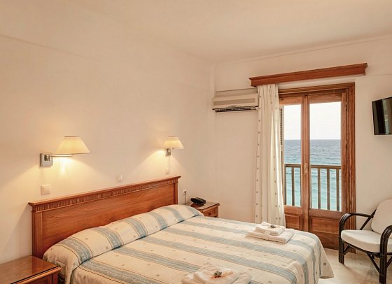 Olympia Beach - Wohnbeispiel Doppelzimmer Meerblick (Zimmercodierung D1M)