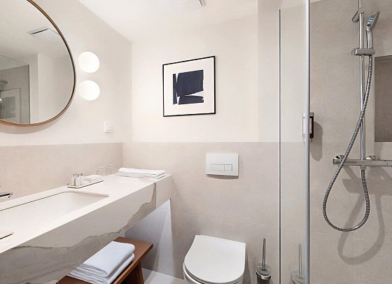 Bluesun Hotel Soline - Beipiel Bad (Zimmercodierungen DB1, DC2, EB1, DE1, DBC, DC3 & EBC)