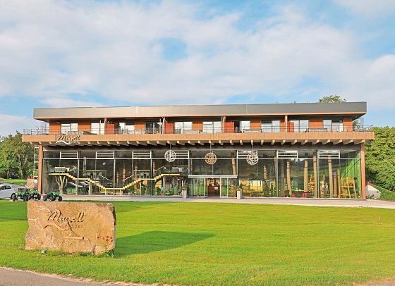 Mawell Resort