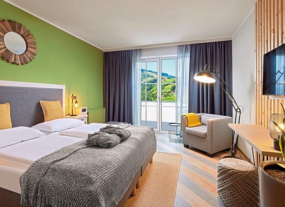 ever.grün KAPRUN - Wohnbeispiel Doppelzimmer Urban Living S (Zimmercodierung DB1)