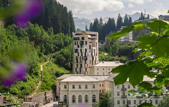 Urban Nature Bad Gastein – Badeschloss