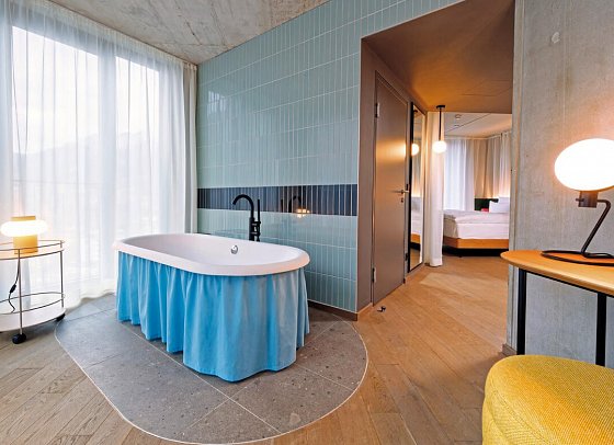 Urban Nature Bad Gastein – Badeschloss - Wohnbeispiel Juniorsuite (Zimmercodierung JB1)