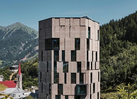 Urban Nature Bad Gastein – Badeschloss