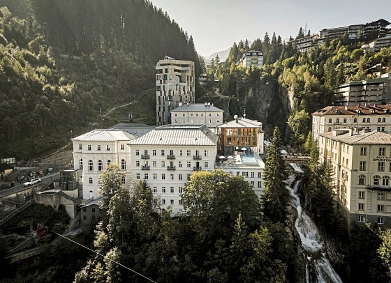 Urban Nature Bad Gastein – Badeschloss