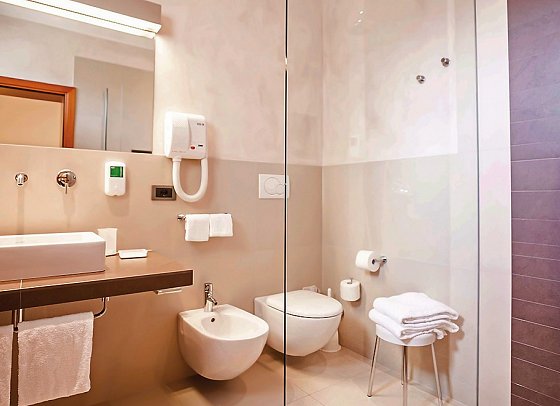 Atlantic Terme Natural Spa & Hotel - Beispiel Bad (Zimmercodierung DF1)