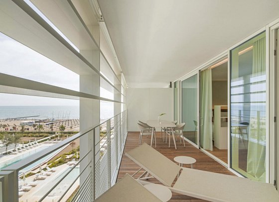 Falkensteiner Hotel & Spa Jesolo - Beispiel Terrasse (Zimmercodierung WB1)