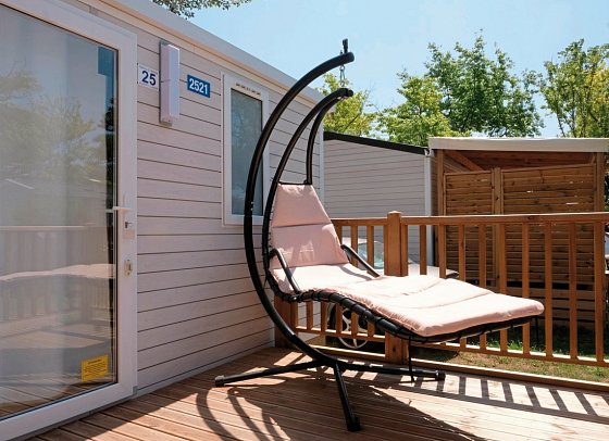 Camping Bella Italia (by Happy Camp) - Wohnbeipsiel Mobilheim Happy Premium Suite (Zimmercodierung CM2)