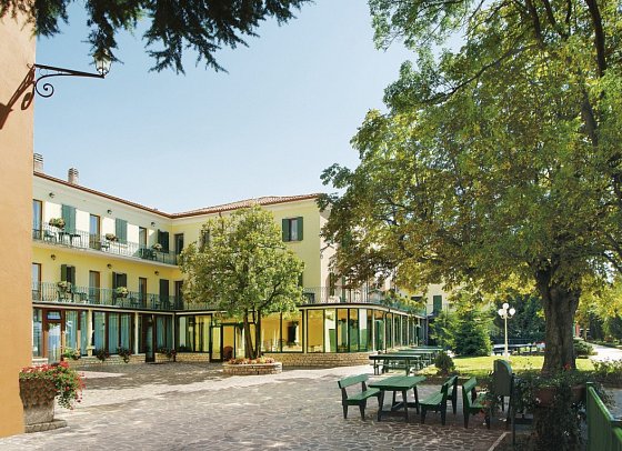 Park Hotel Jolanda