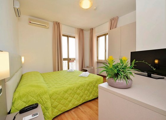 Bella Peschiera - Wohnbeispiel Doppelzimmer (Zimmercodierung DB1)