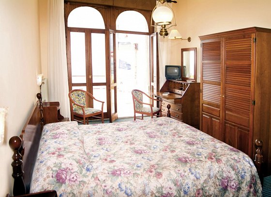 Malcesine - Wohnbeispiel Doppelzimmer (Zimmercodierung DB1)