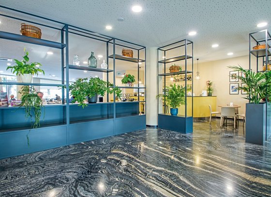 Ark Hotel