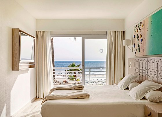 Iberostar Waves Royal Andalus - Wohnbeispiel Doppelzimmer Meerblick (Zimmercodierungen D1M & D2M)