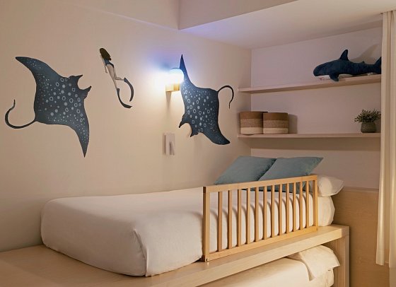 Iberostar Waves Royal Andalus - Wohnbeispiel Familienzimmer Meerblick (Zimmercodierungen F1M & F2M)