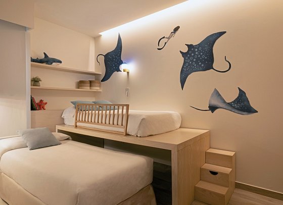 Iberostar Waves Royal Andalus - Wohnbeispiel Familienzimmer Meerblick (Zimmercodierungen F1M & F2M)