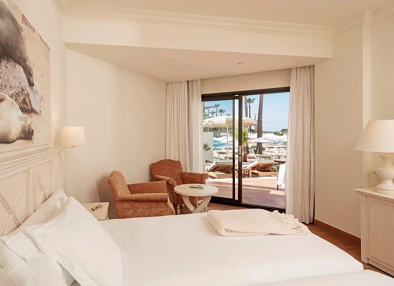 Iberostar Selection Andalucía Playa - Wohnbsp. Doppelzimmer seitl. Meerblick privater Garten (Zimmercodierungen DBQ & DXQ)