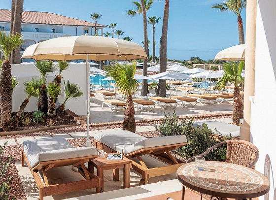 Iberostar Selection Andalucía Playa - Terrassenbsp. Doppelzimmer seitl. Meerblick privater Garten (Zimmercodierungen DBQ & DXQ)