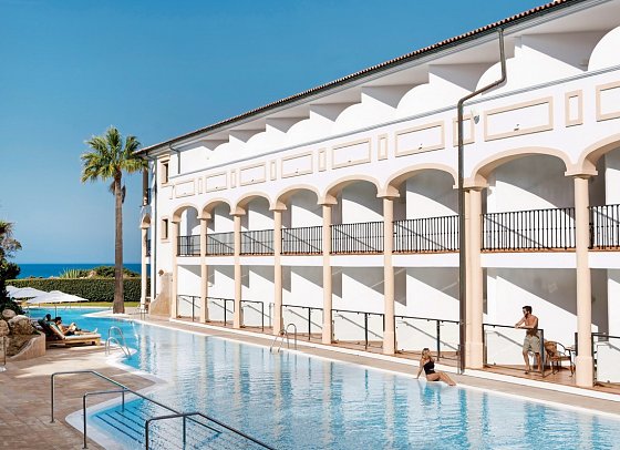 Iberostar Selection Andalucía Playa - Wohnbeispiel Doppelzimmer Gemeinschaftspool (Zimmercodierungen DX2 & DX4)
