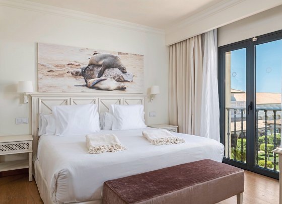 Iberostar Selection Andalucía Playa - Wohnbeispiel Juniorsuite Meerblick (Zimmercodierungen J1M & J2M)