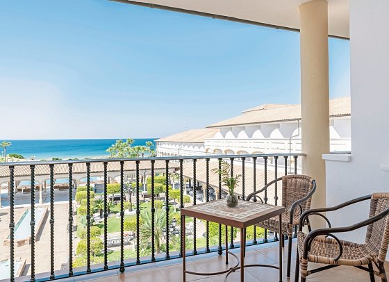Iberostar Selection Andalucía Playa - Wohnbeispiel Juniorsuite Meerblick (Zimmercodierungen J1M & J2M)