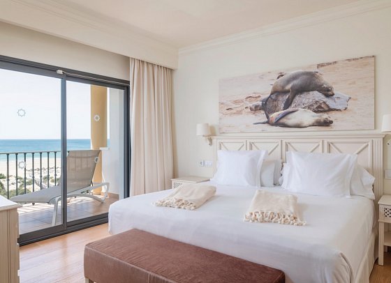 Iberostar Selection Andalucía Playa - Wohnbeispiel Suite Meerblick Beachfront (Zimmercodierungen W1M & W2M)