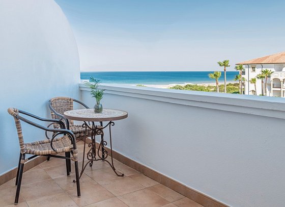 Iberostar Selection Andalucía Playa - Balkonbeispiel Doppelzimmer Meerblick (Zimmercodierungen D1M & D2M)