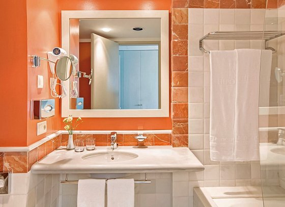 Hipotels Flamenco Conil - Badbsp. Doppelzimmer seitl. Meerblick (Zimmercodierungen DBN & DBM)