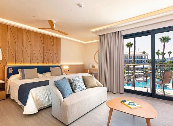 Hipotels Barrosa Palace - Wohnbeispiel Juniorsuite (Zimmercodierung JB1)