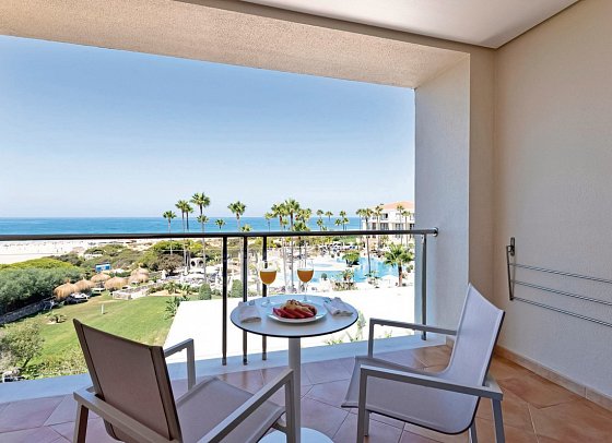 Hipotels Barrosa Palace - Balkonbeispiel Juniorsuite (Zimmercodierung JB1)