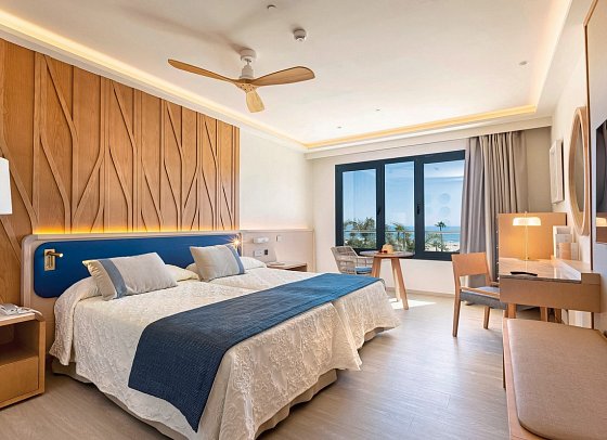 Hipotels Barrosa Palace - Wohnbeispiel Suite Senior Typ Serenity (Zimmercodierung WB1)